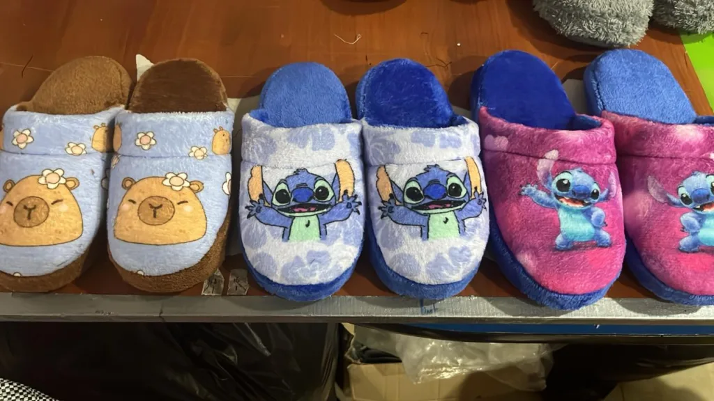 Pantufla bordada